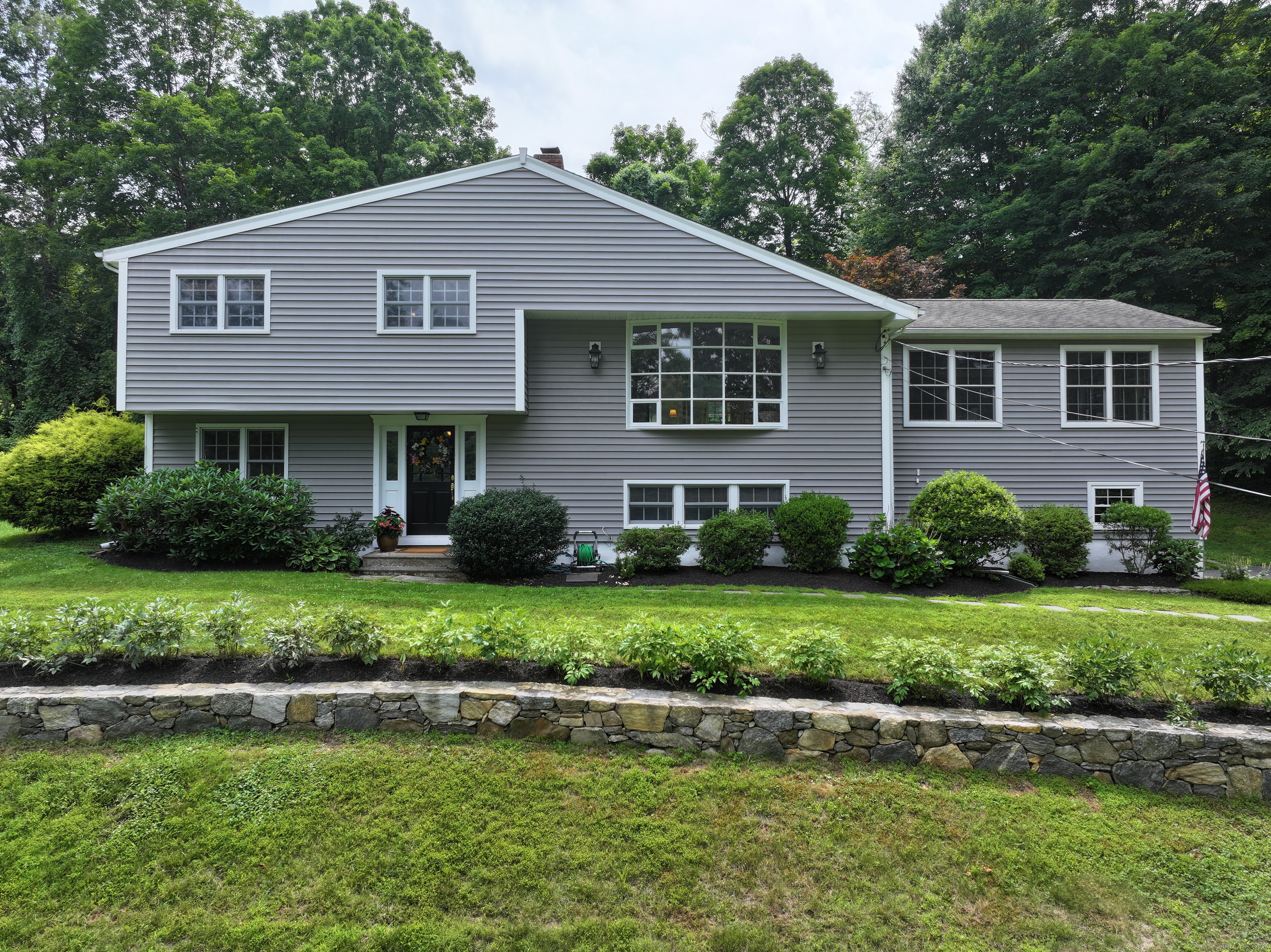 21 Lillinonah Drive