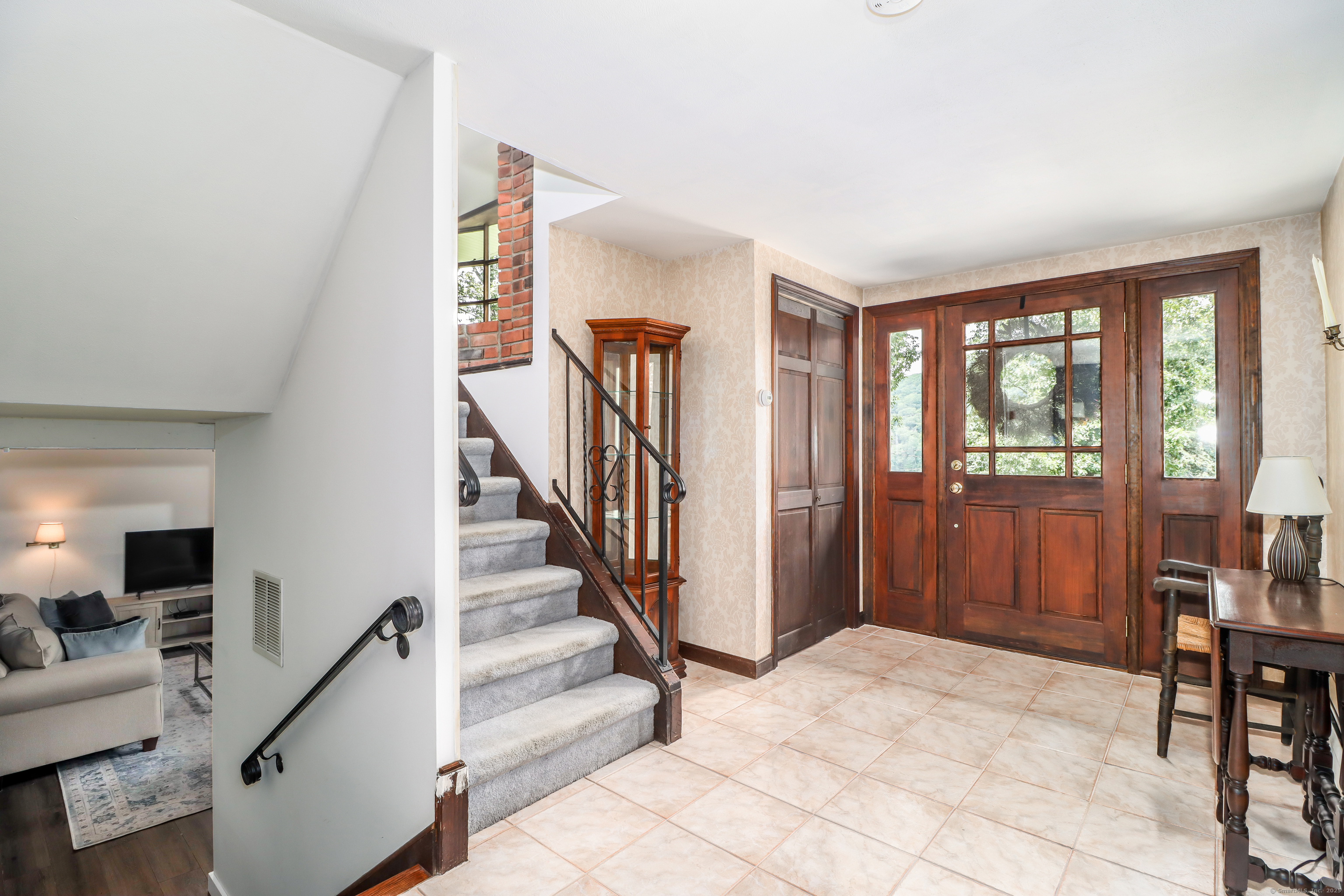 21 Lillinonah Drive