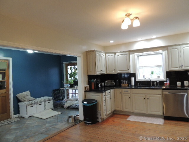 2081 Hartford Turnpike, North Haven, Connecticut image 3