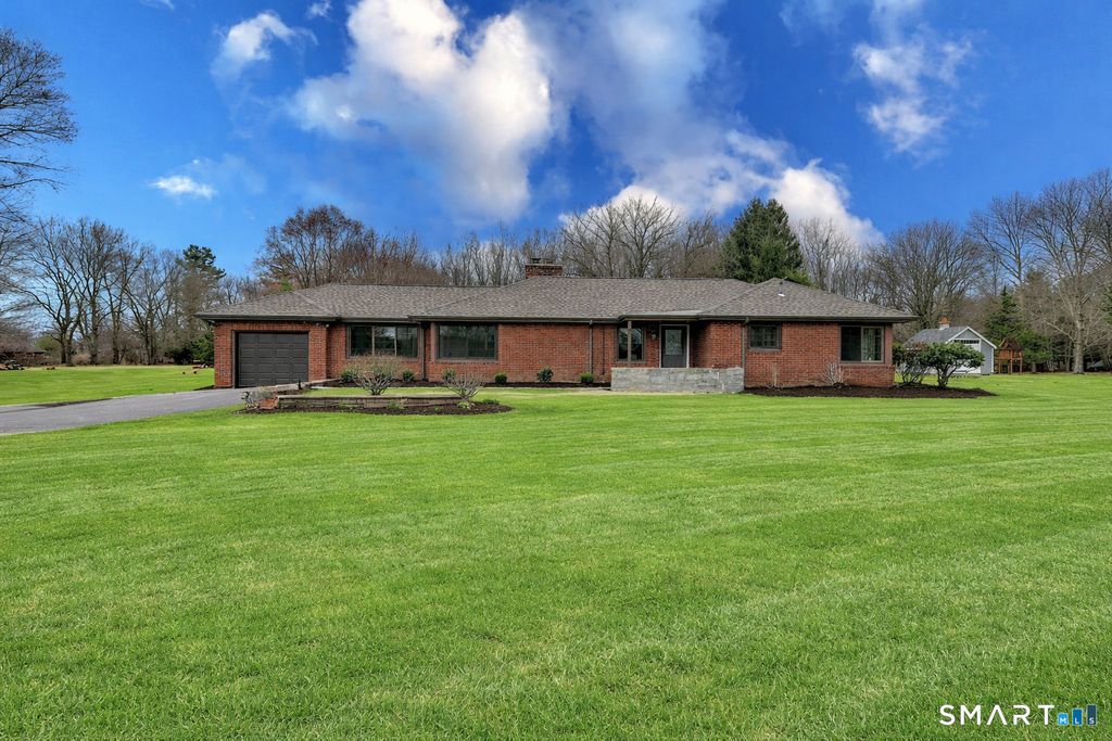 Photo of 53 Geer Street, Cromwell, CT 06416 (MLS # 24171637)