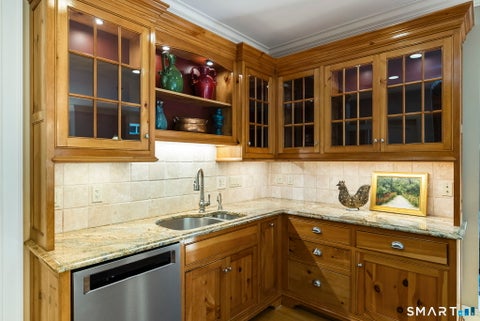 Tiny photo for 10 Pembroke Hill, Farmington, CT 06032 (MLS # 24203476)