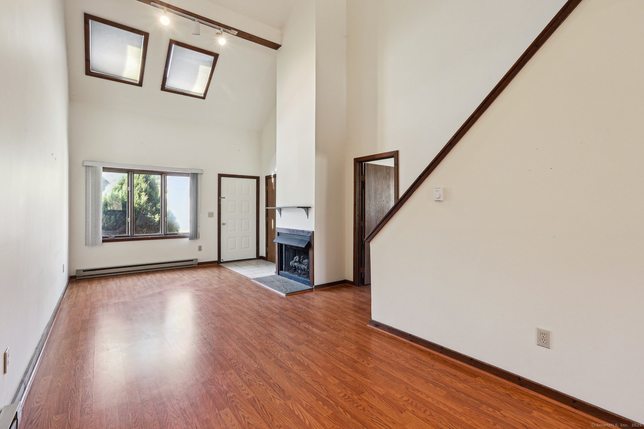 44 Twin Oaks #44, New Milford, Connecticut image 3