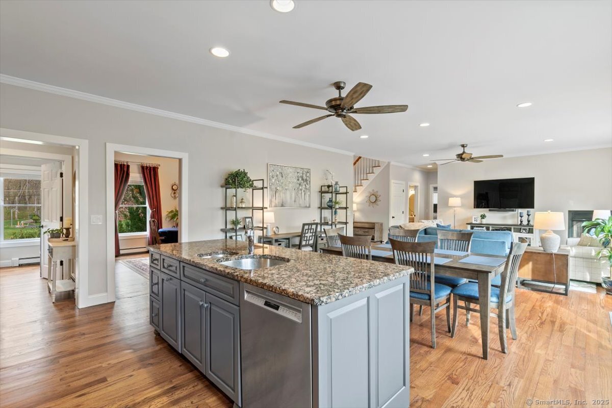 115 Kozlowski Road, Milford, Connecticut image 16