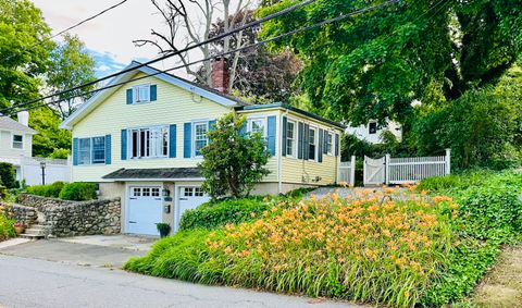 16 N Main Street, Essex, CT 06426 - #: 24089019