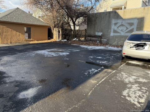 Tiny photo for 724 Capitol Avenue, Bridgeport, CT 06606 (MLS # 24134382)