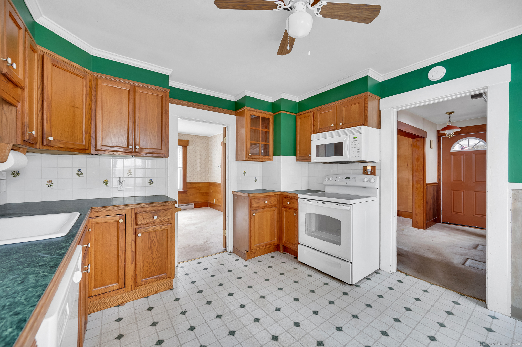 21 East Street, Stafford, Connecticut image 8