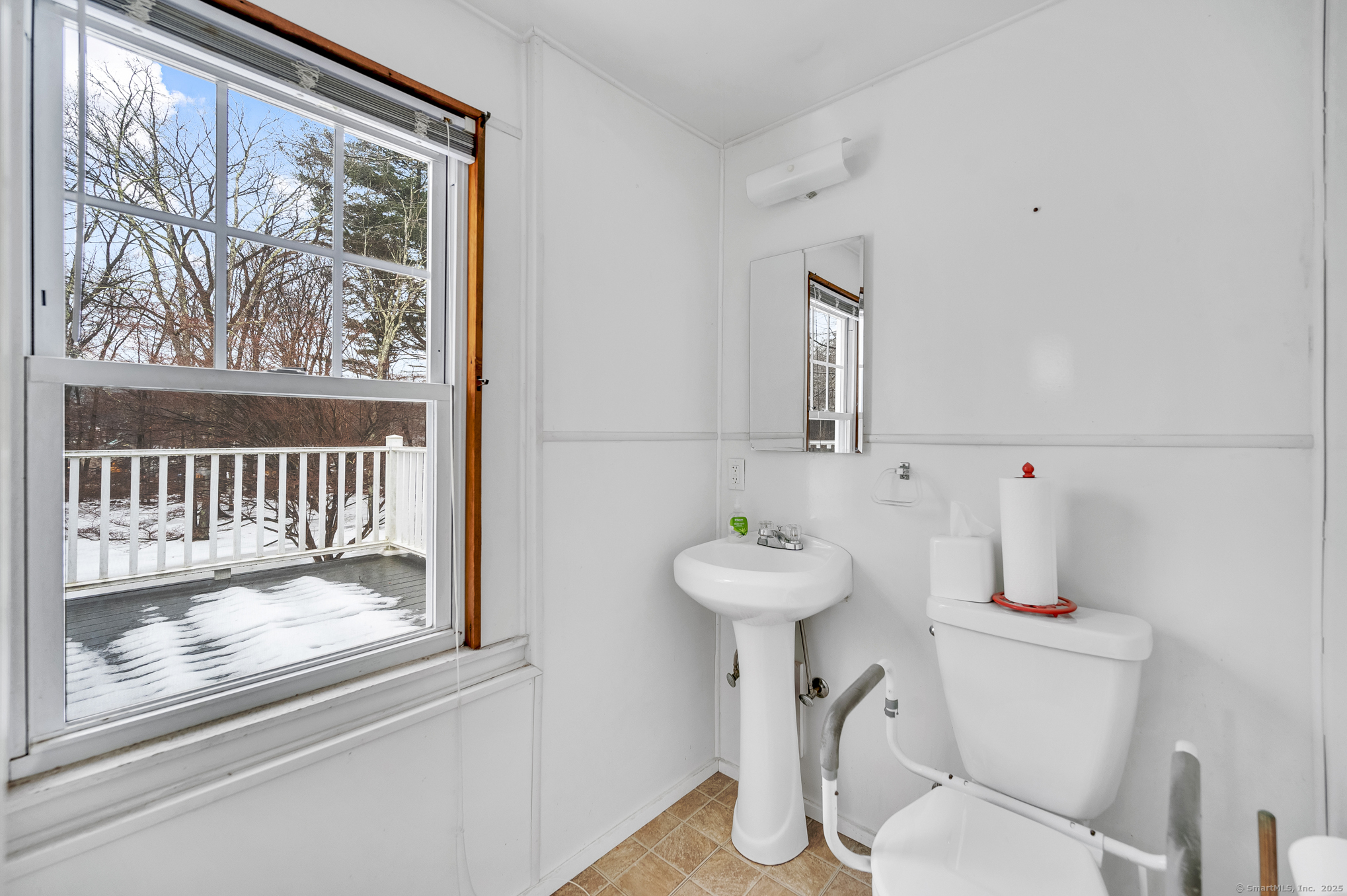 21 East Street, Stafford, Connecticut image 11