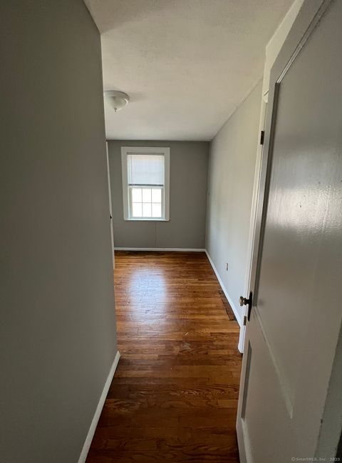 Tiny photo for 861 Farmington Avenue #2nd Floor, Berlin, CT 06037 (MLS # 24161333)
