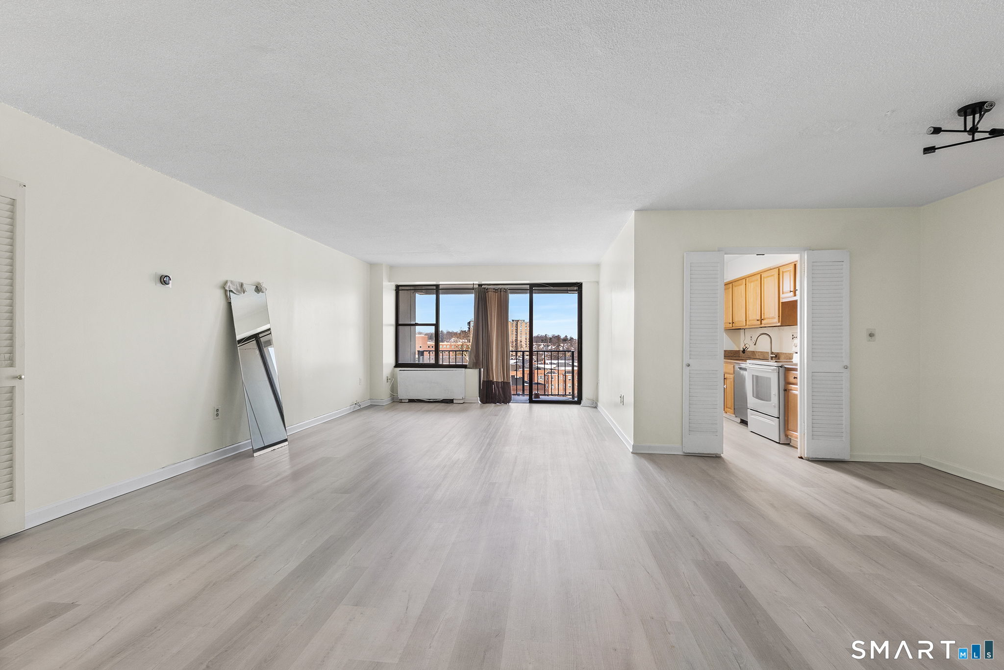 44 Strawberry Hill Avenue APT 11N