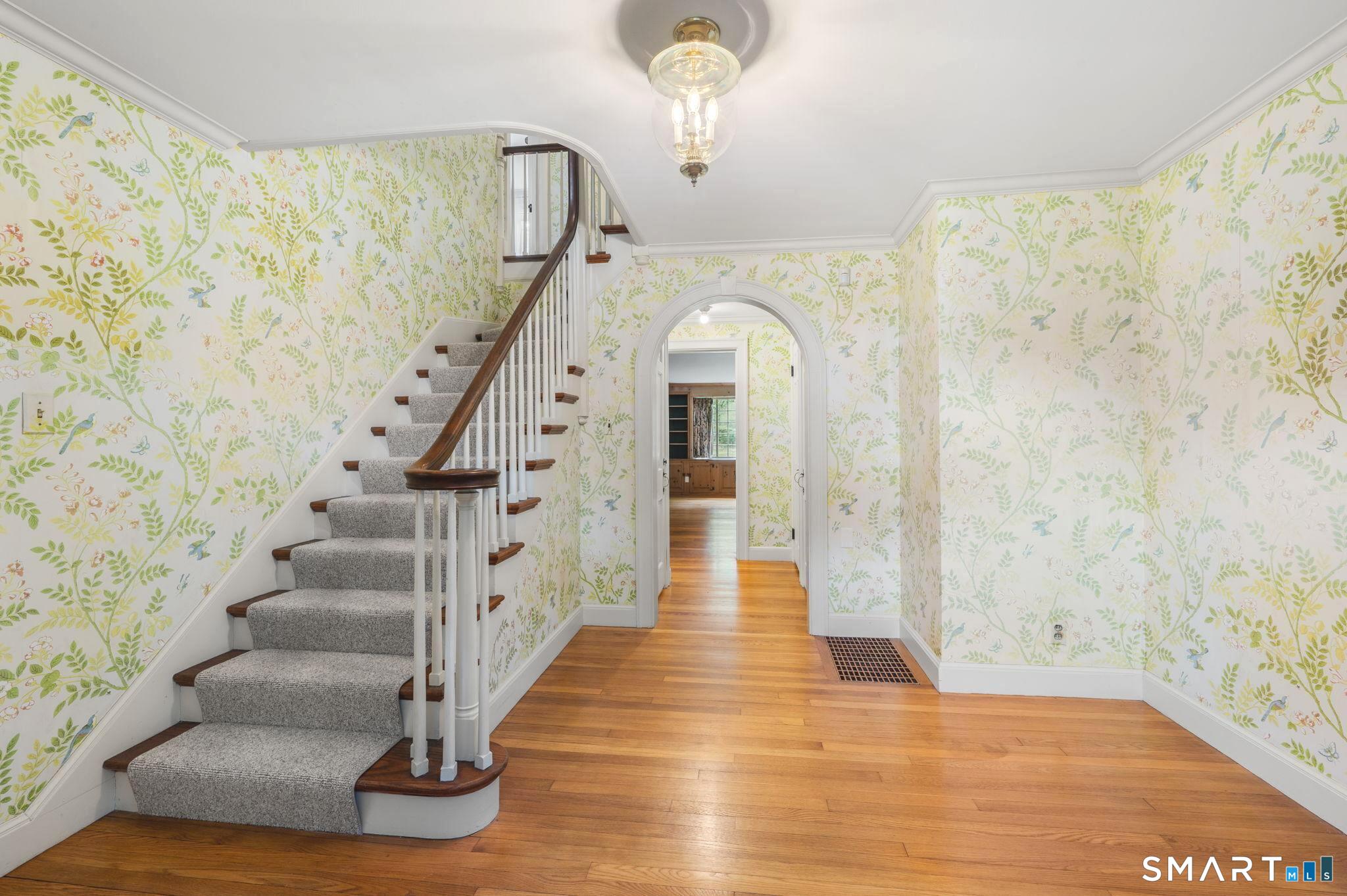 33 Coit Lane