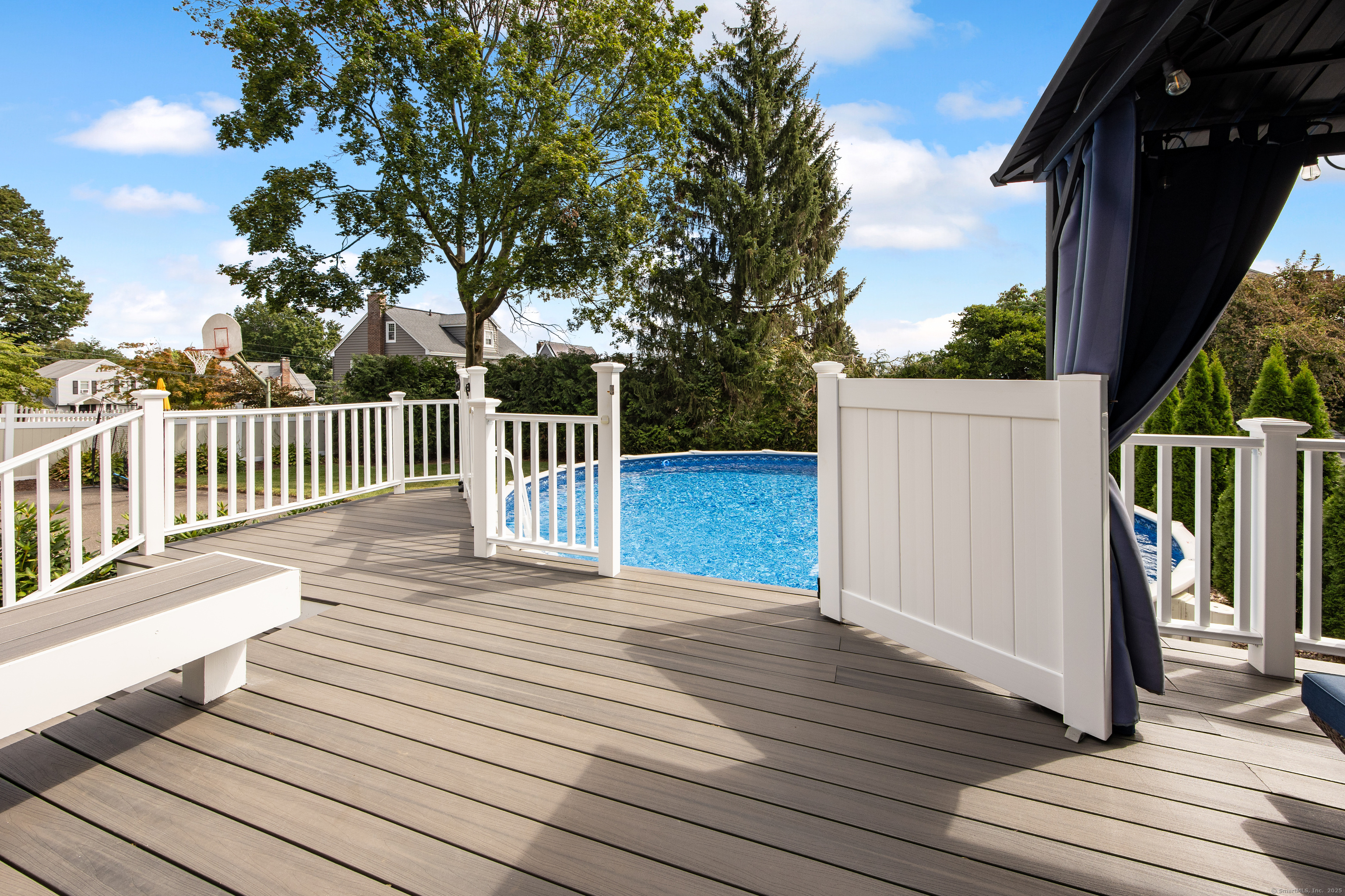 Wethersfield, Connecticut 06109, United States, 3 Bedrooms Bedrooms, ,3 BathroomsBathrooms,Residential,Coming Soon,198208