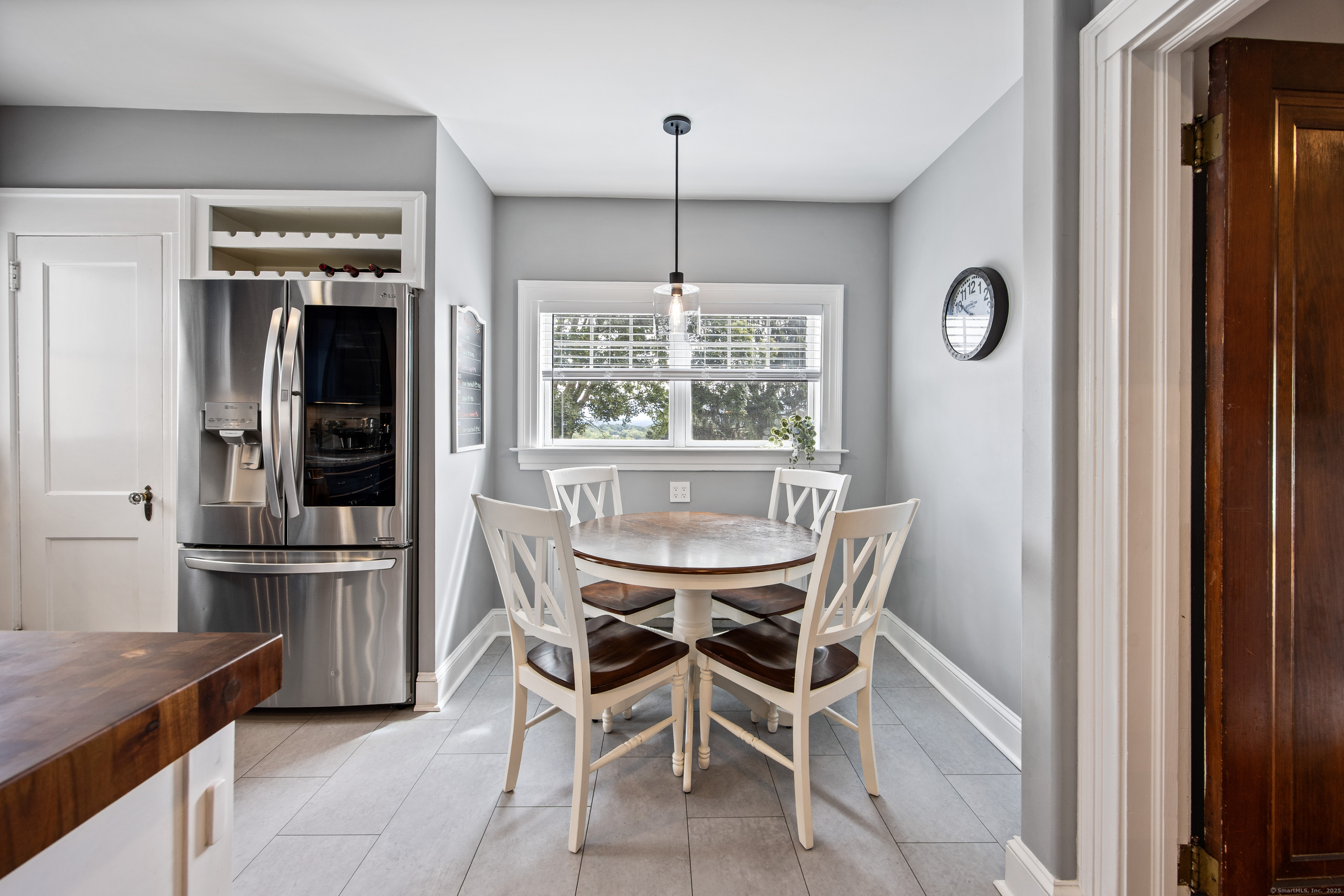 Wethersfield, Connecticut 06109, United States, 3 Bedrooms Bedrooms, ,3 BathroomsBathrooms,Residential,Coming Soon,198208