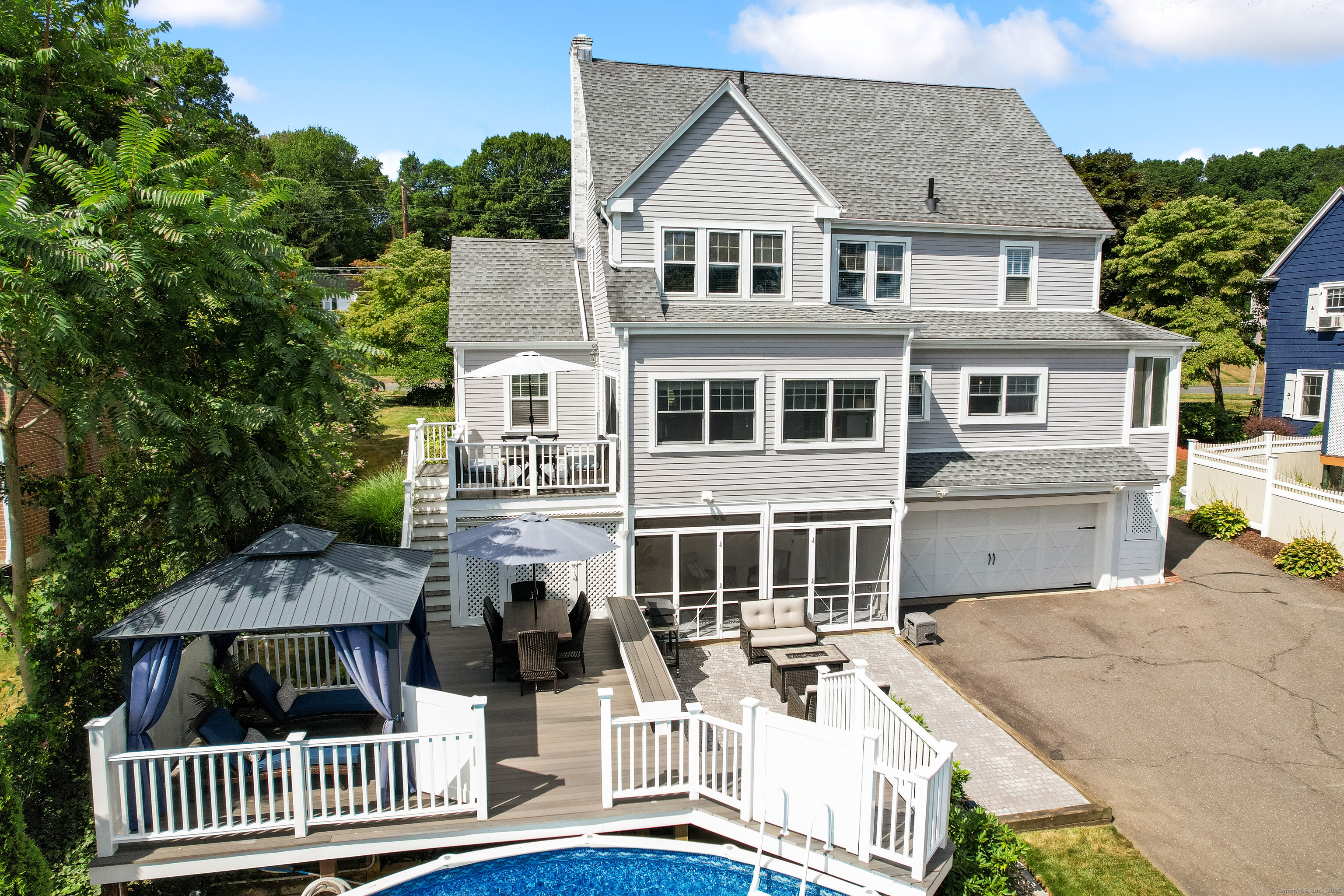 Wethersfield, Connecticut 06109, United States, 3 Bedrooms Bedrooms, ,3 BathroomsBathrooms,Residential,Coming Soon,198208