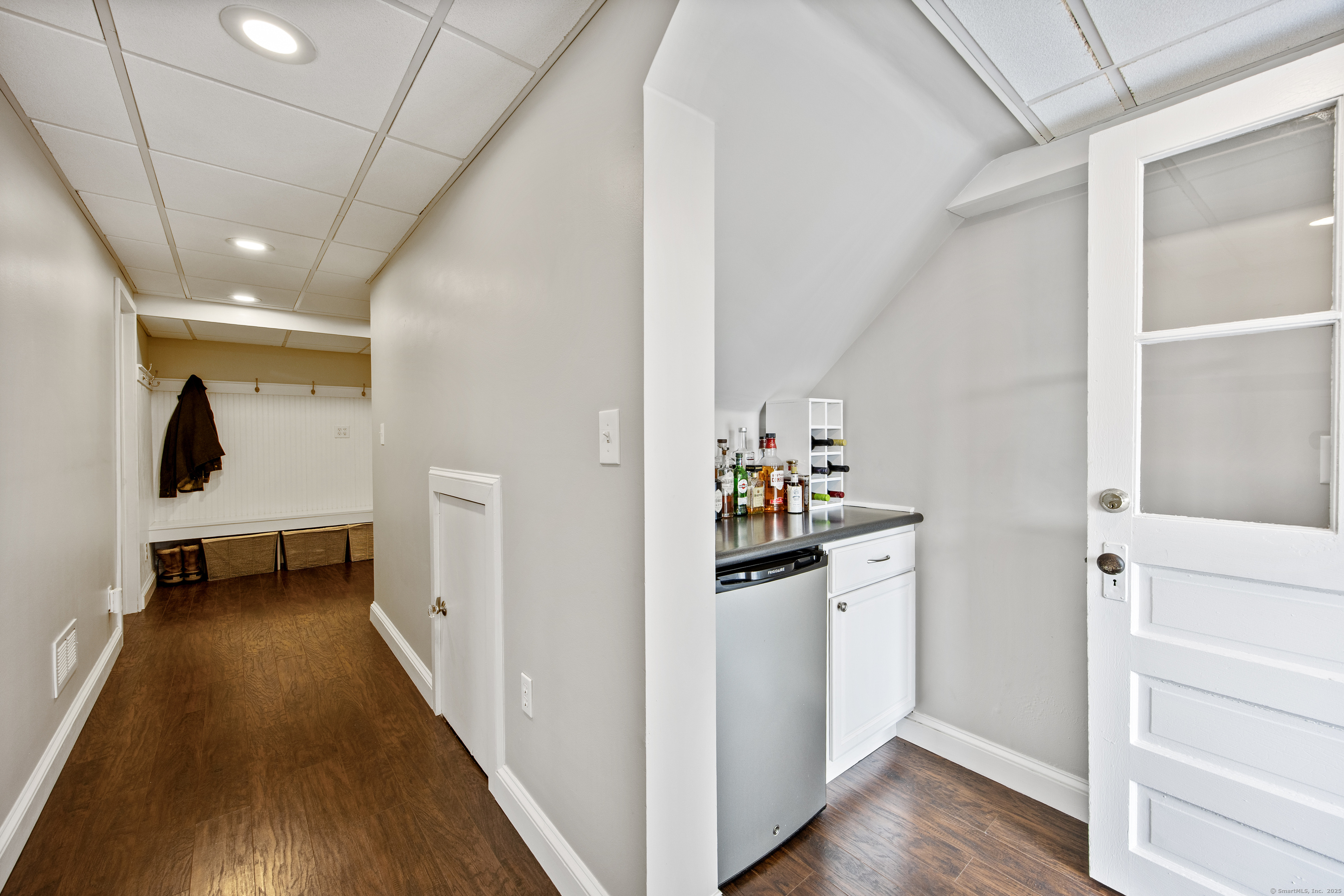 Wethersfield, Connecticut 06109, United States, 3 Bedrooms Bedrooms, ,3 BathroomsBathrooms,Residential,Coming Soon,198208