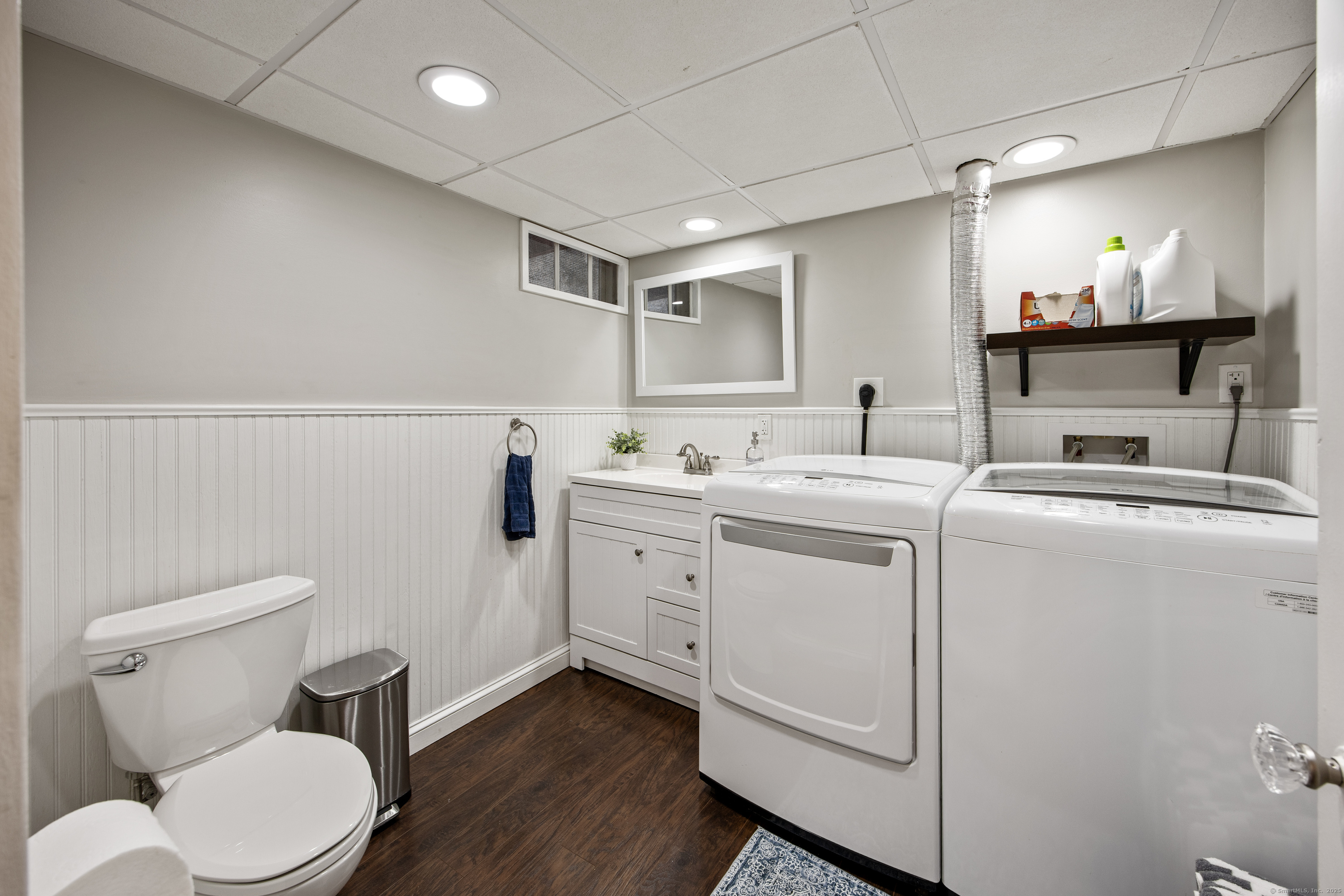 Wethersfield, Connecticut 06109, United States, 3 Bedrooms Bedrooms, ,3 BathroomsBathrooms,Residential,Coming Soon,198208