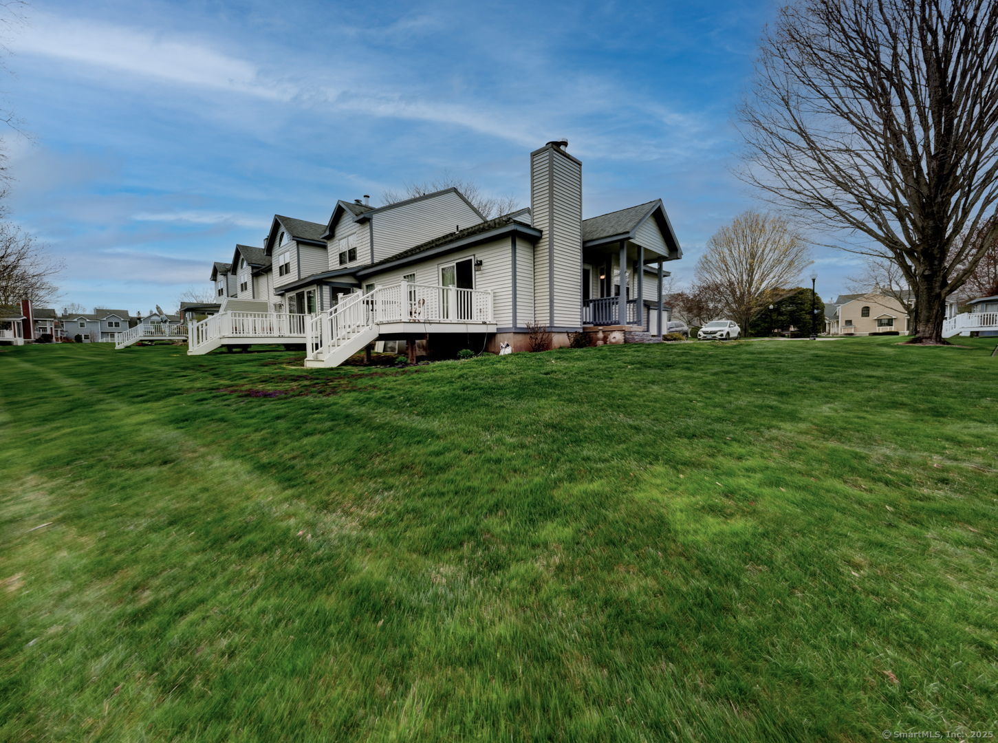 201 Deerfield Terrace 201