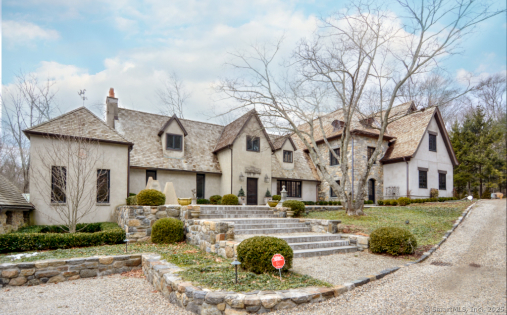 Property for Sale at Taunton Hill Road, Newtown, Connecticut - Bedrooms: 4 
Bathrooms: 5.5 
Rooms: 14  - $2,799,000