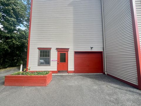 24 West Road 25 Ellington CT 06029