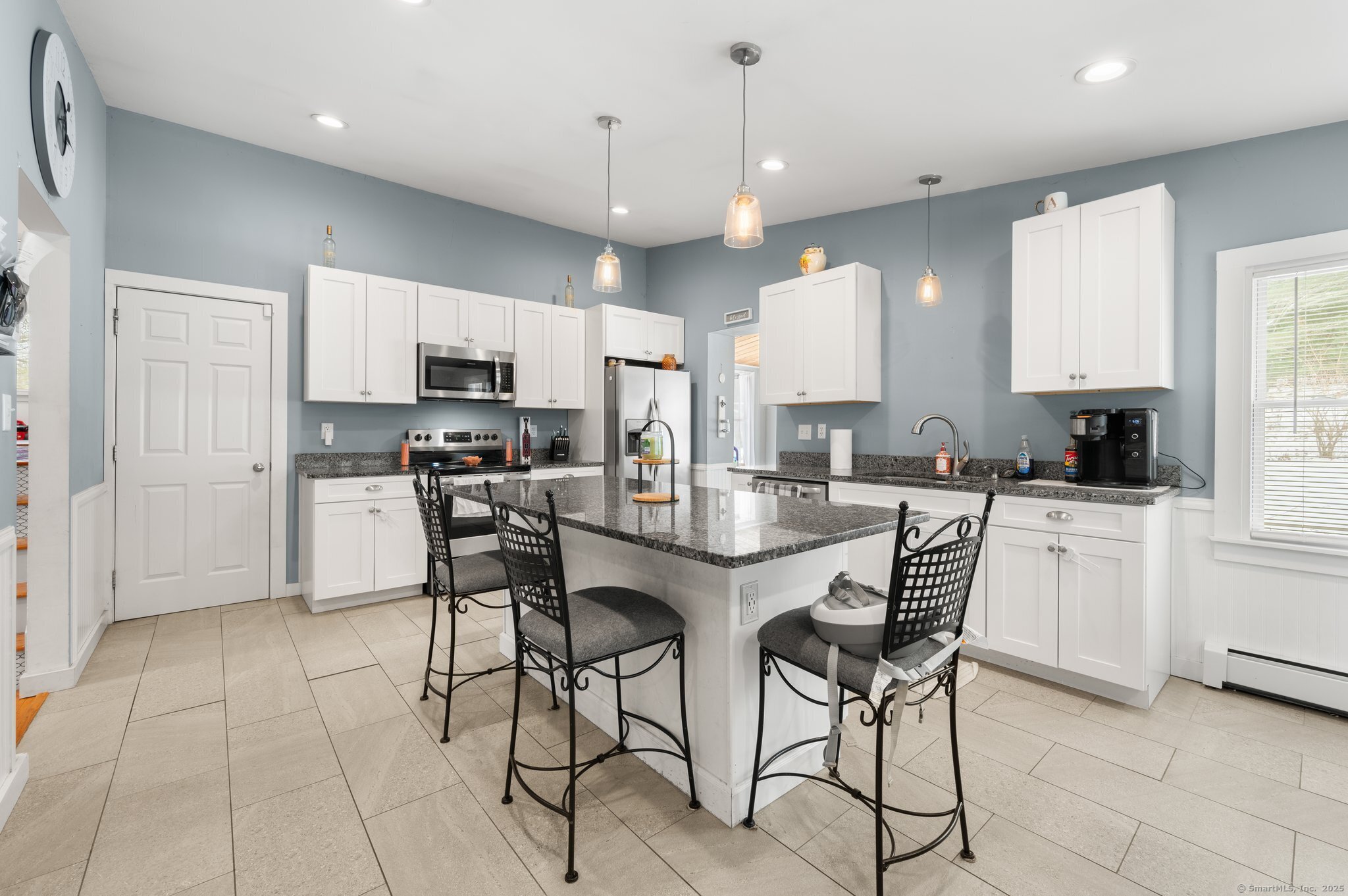 686 Squaw Rock Road, Plainfield, Connecticut image 2