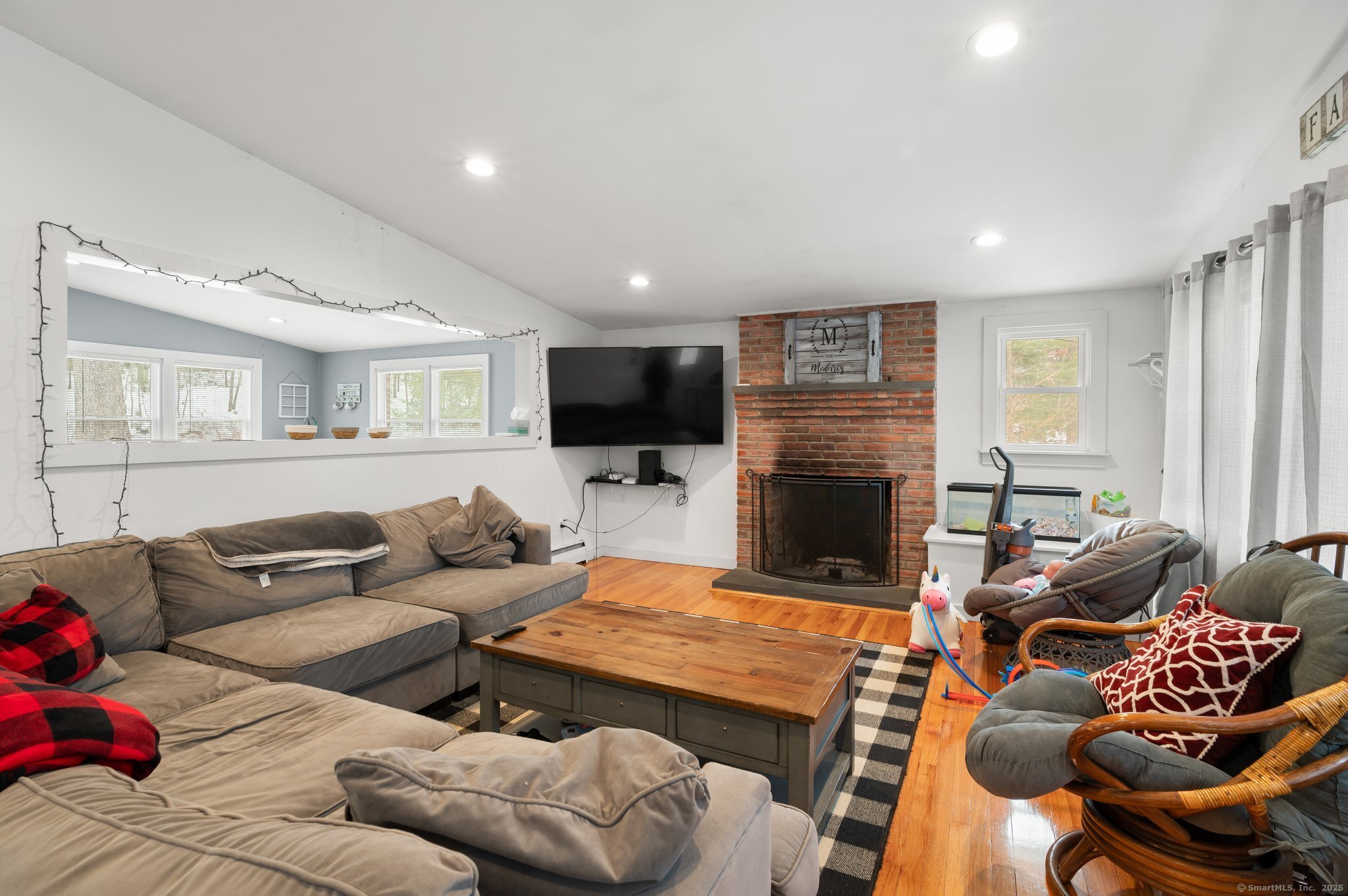 686 Squaw Rock Road, Plainfield, Connecticut image 7