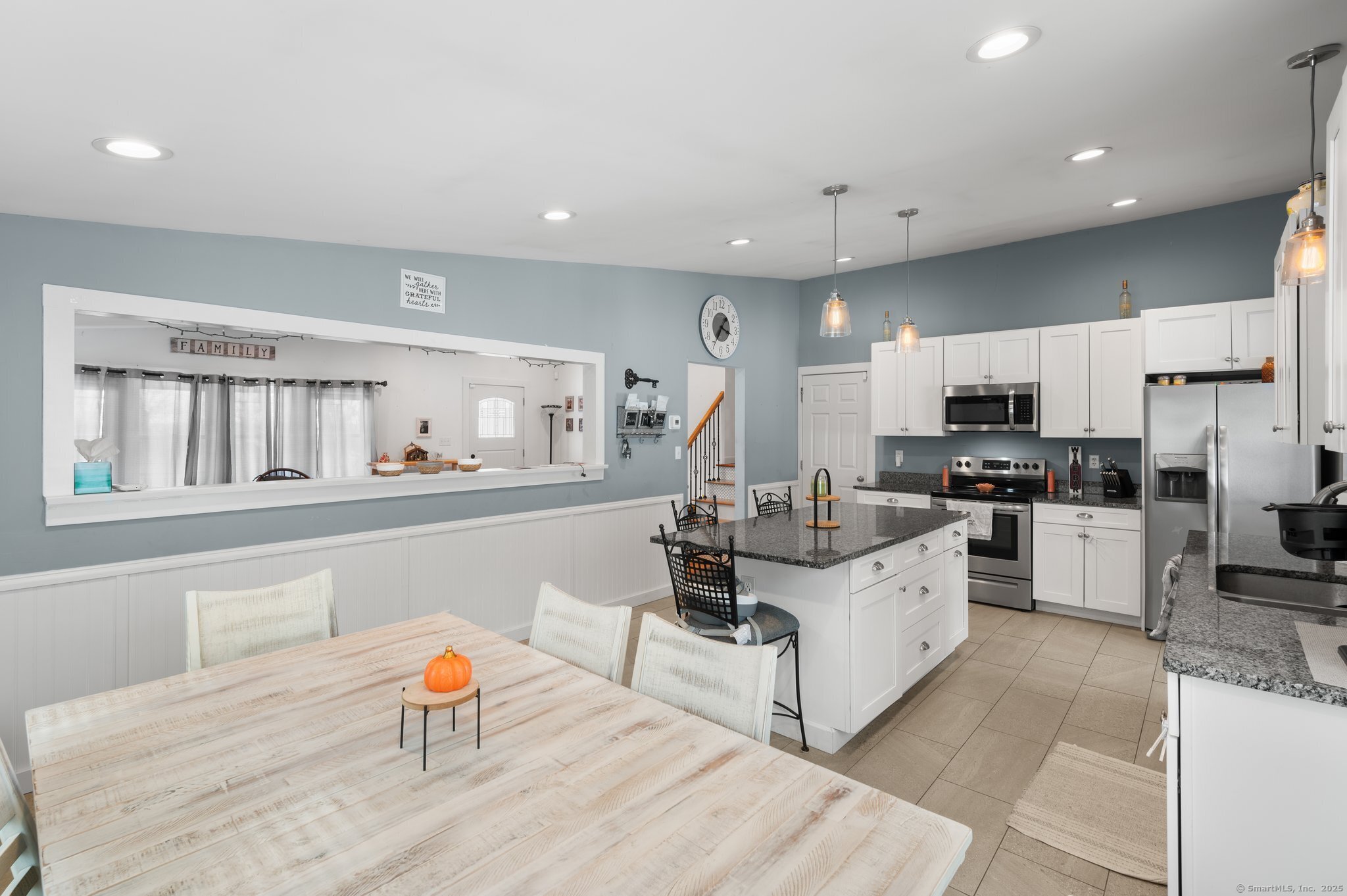 686 Squaw Rock Road, Plainfield, Connecticut image 4