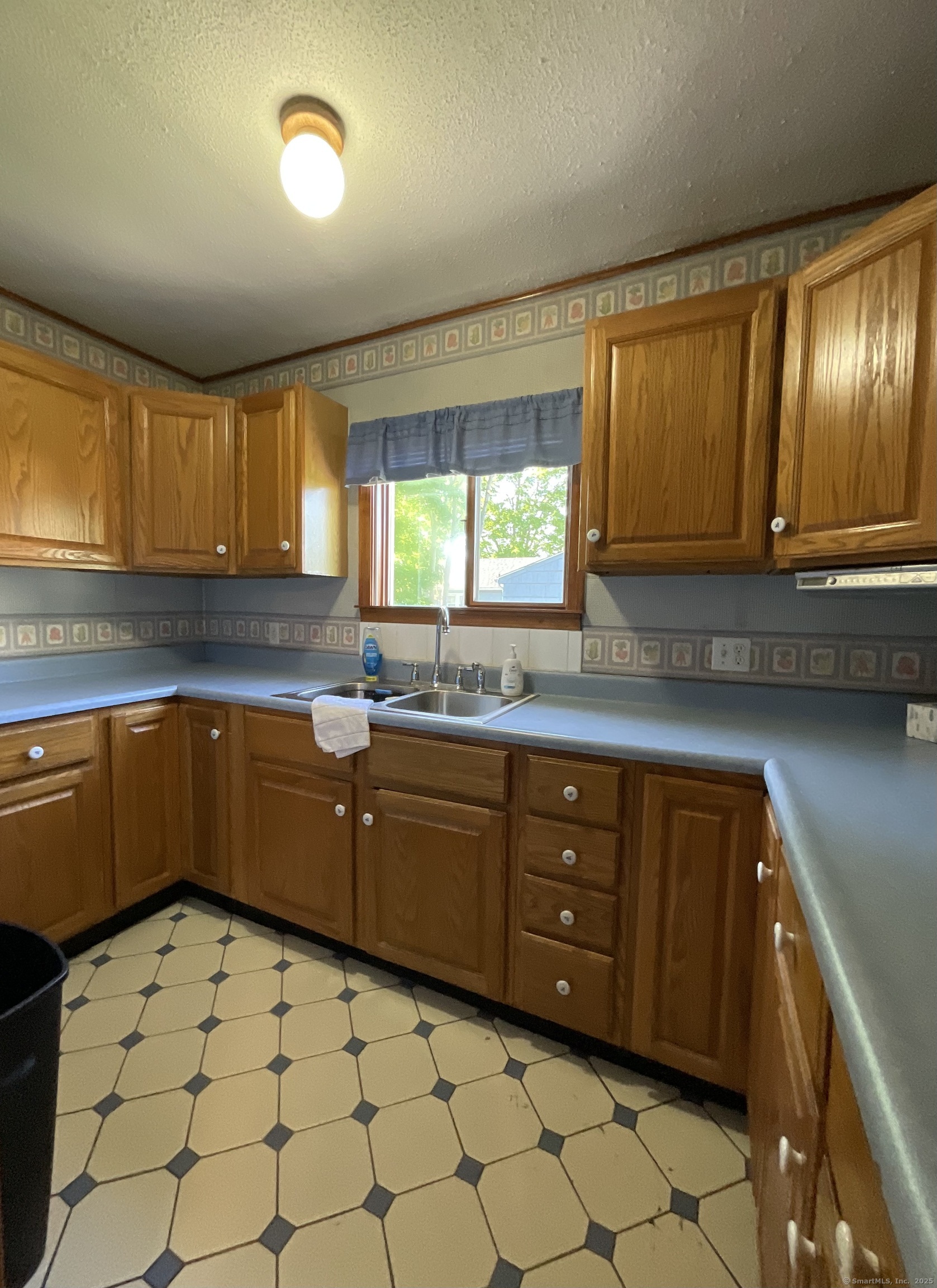44 Greene Avenue, Norwich, Connecticut image 12
