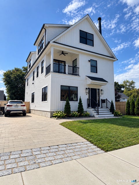 Photo of 19 Wall Street, Milford, CT 06460 (MLS # 24209314)
