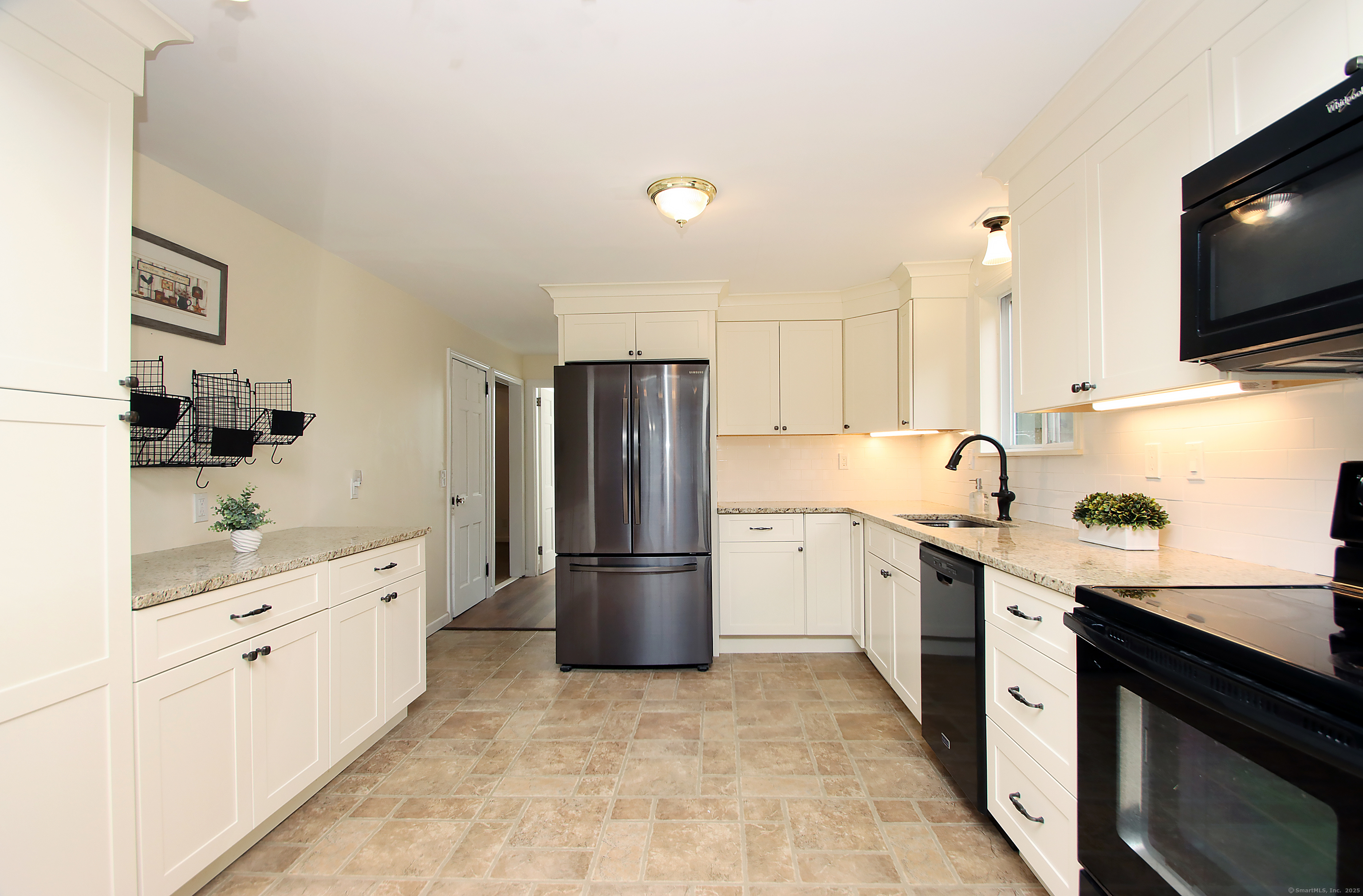 348 Clearview Avenue
