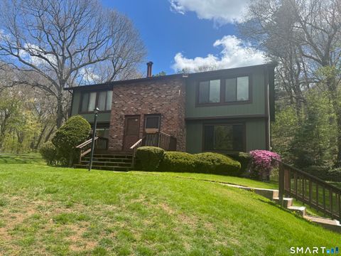 Photo of 49 Cliffside Drive #B, Manchester, CT 06042 (MLS # 24172285)
