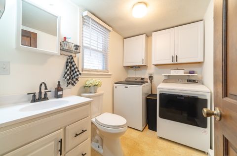 Tiny photo for 37 Front Street, Middletown, CT 06457 (MLS # 24134436)