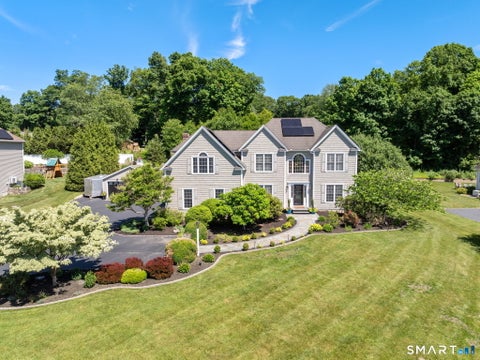 Homes For Sale - 25 Block Farm Road<br/> Monroe, CT 06468