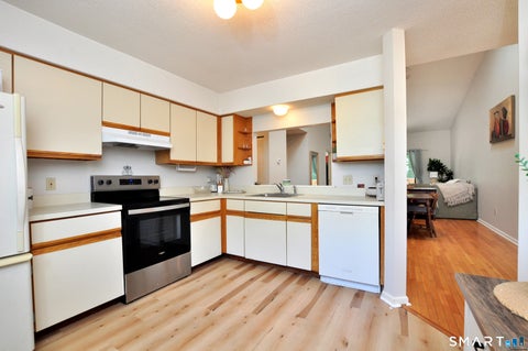 Tiny photo for 30 Simsbury Landing #30, Simsbury, CT 06070 (MLS # 24207342)