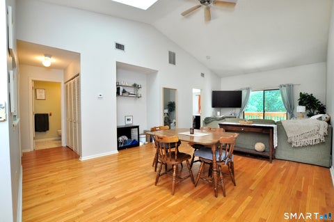 Tiny photo for 30 Simsbury Landing #30, Simsbury, CT 06070 (MLS # 24207342)