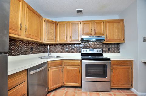 Tiny photo for 710 Twin Circle Drive #710, South Windsor, CT 06074 (MLS # 24134006)