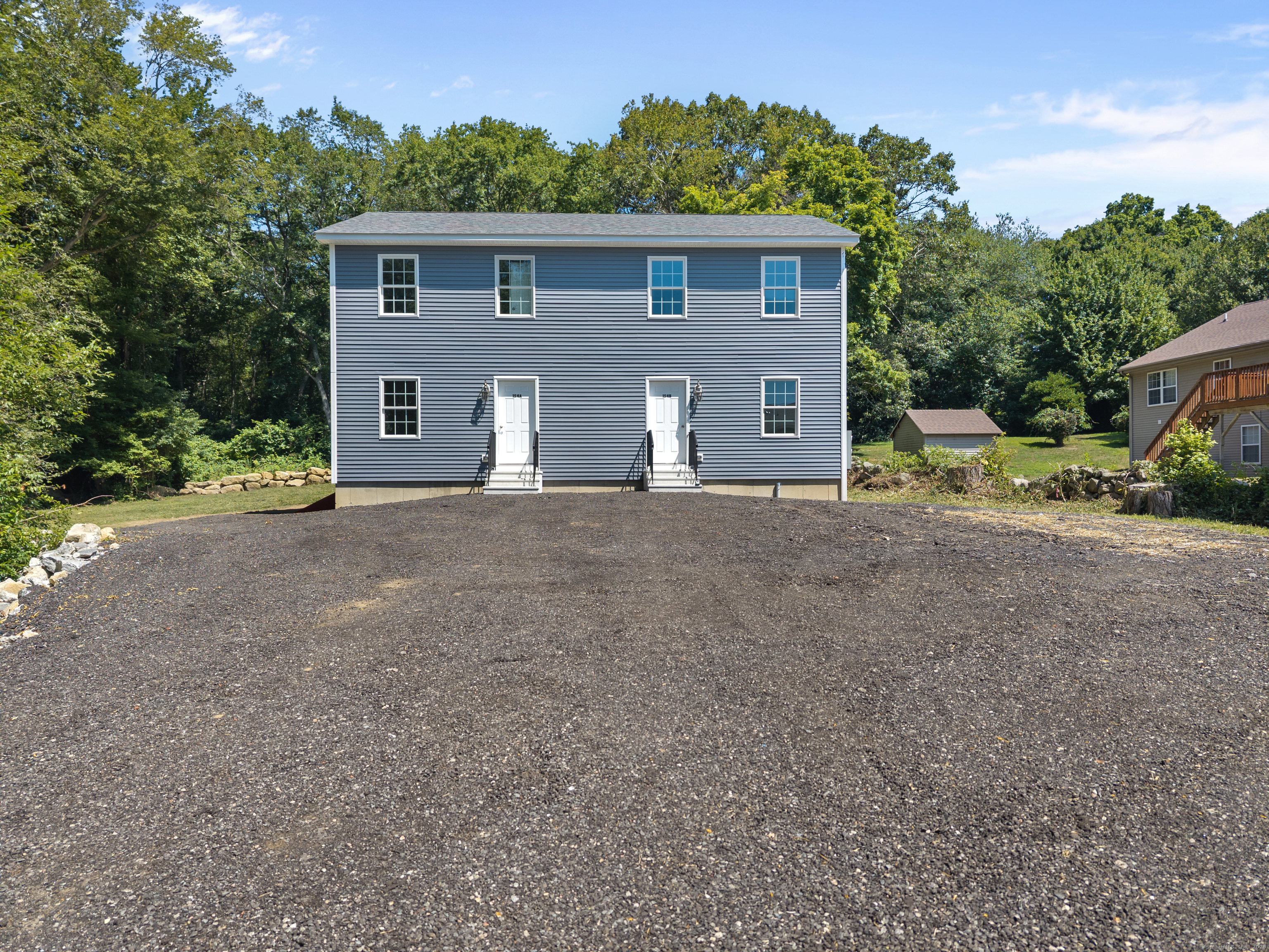 154 Grove Avenue