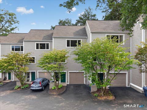 Condo For Sale - 360 Fountain Street #9<br/> New Haven County, New Haven, CT 06519