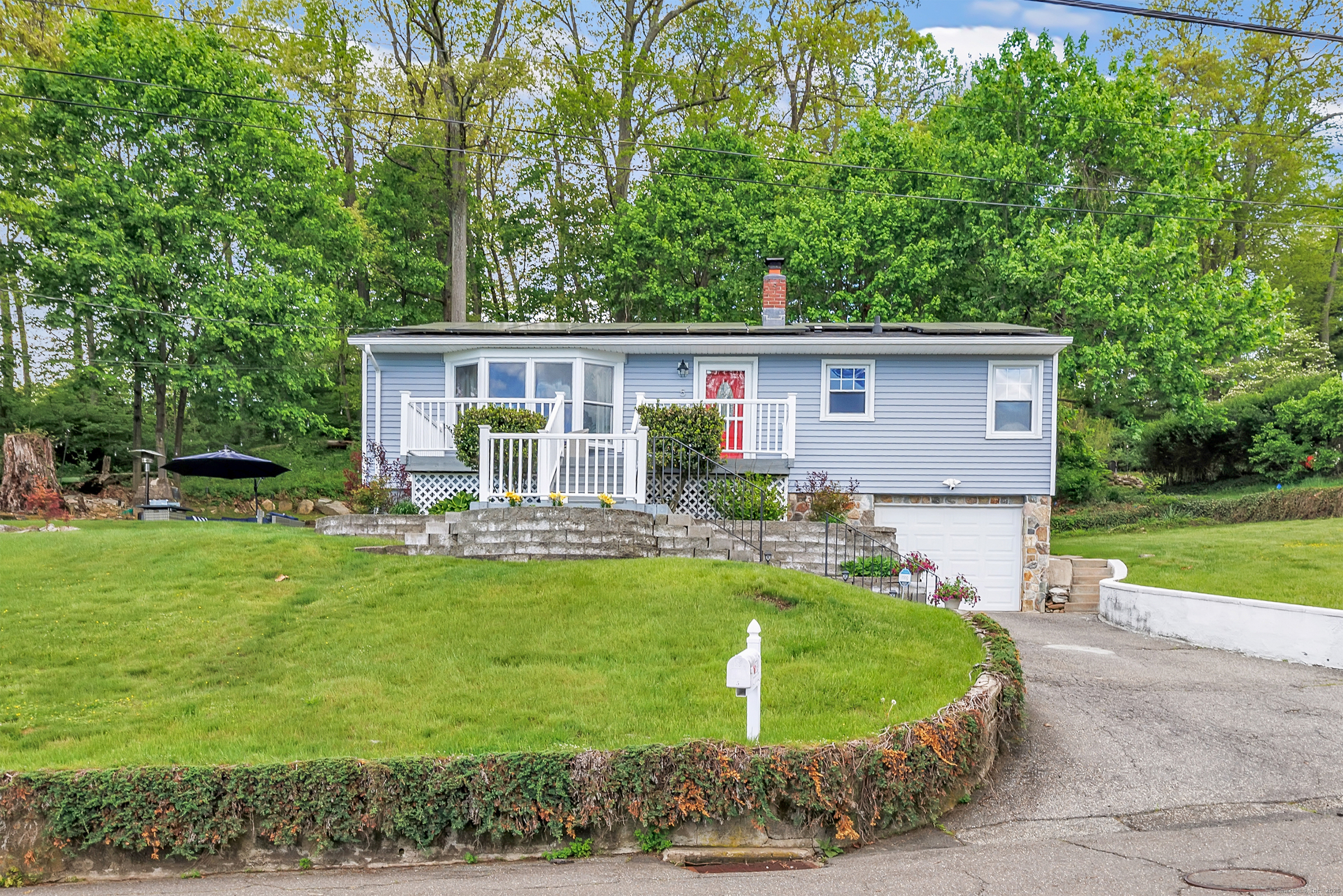 5 Morningstar Drive, Seymour, Connecticut image 1