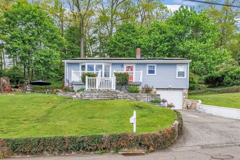 5 Morningstar Drive Seymour CT 06483