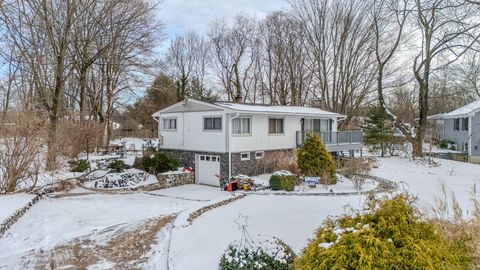 8 Stonecrop Road Norwalk CT 06851