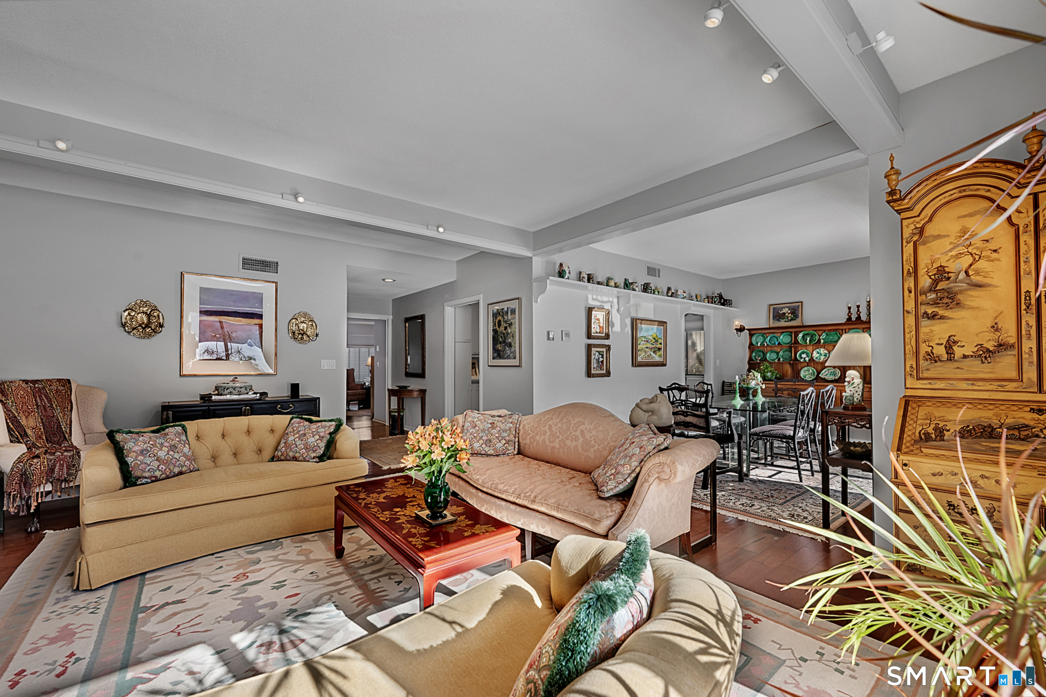 575 Heritage Village A