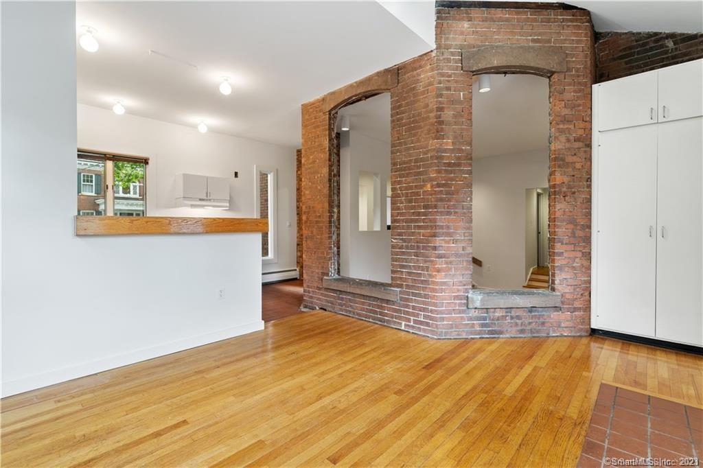 Rental Property at Bradley Street 1, New Haven, Connecticut - Bedrooms: 3 
Bathrooms: 1 
Rooms: 5  - $4,000 MO.