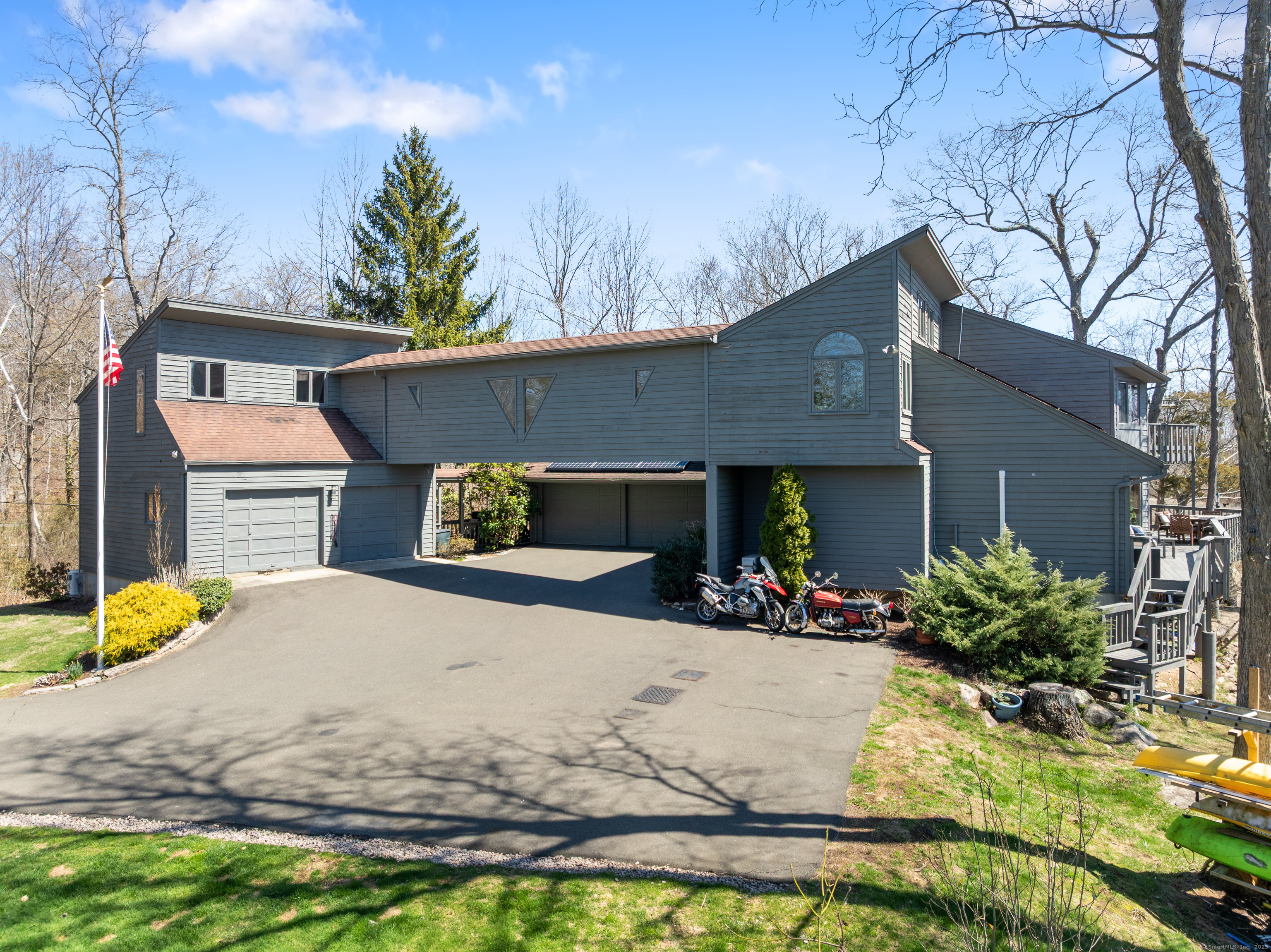 46 Wallace Road, Branford, Connecticut image 1