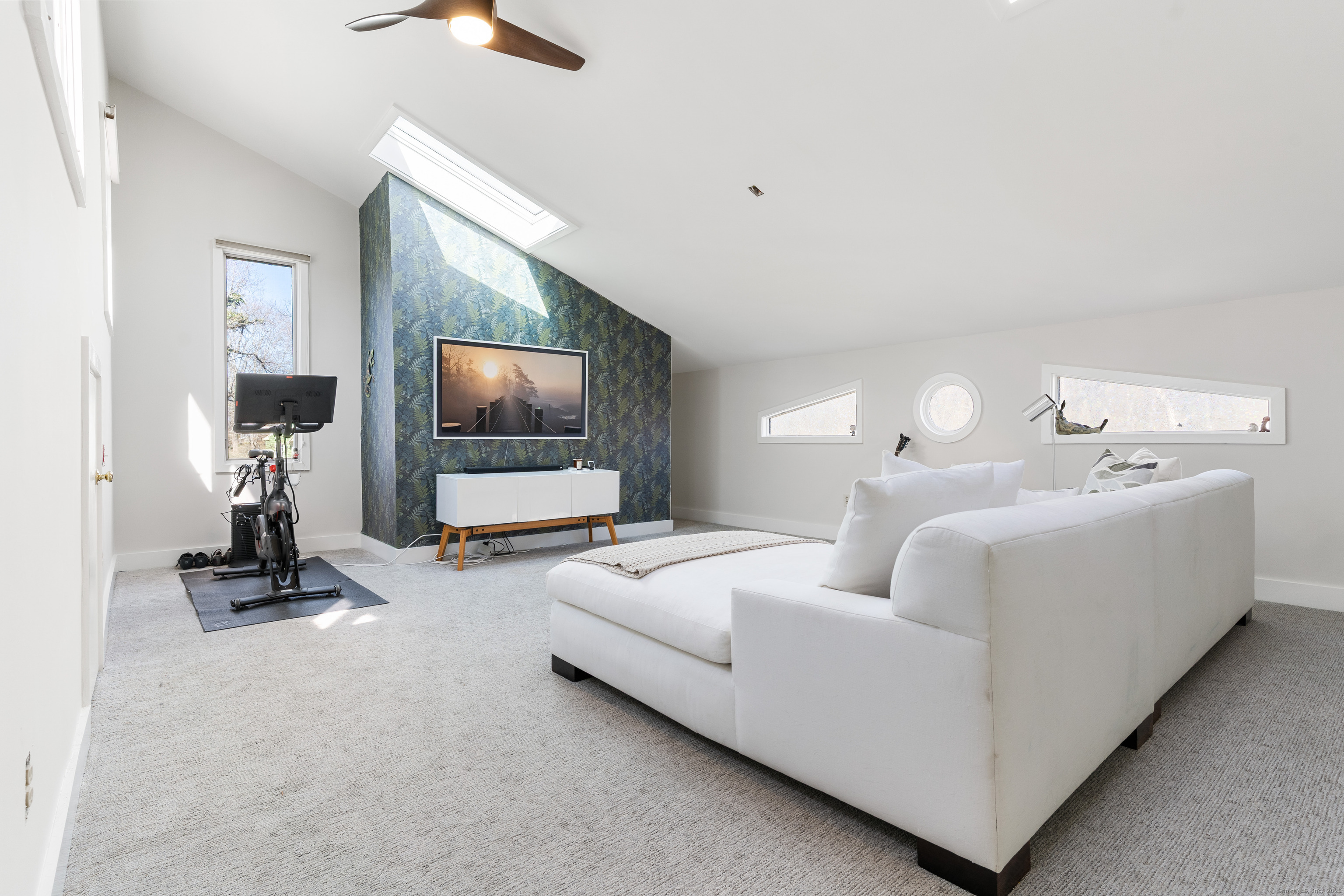 46 Wallace Road, Branford, Connecticut image 14