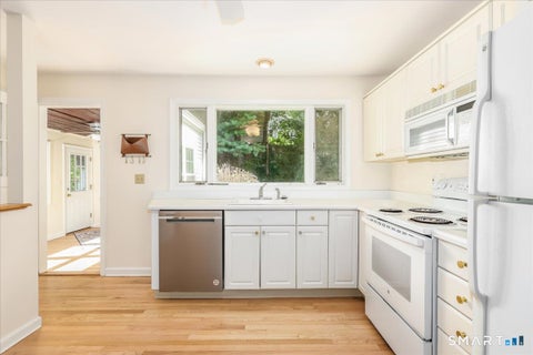 Tiny photo for 70 Benedict Avenue, Fairfield, CT 06825 (MLS # 24209651)