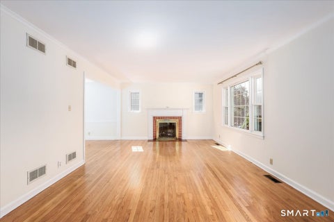 Tiny photo for 70 Benedict Avenue, Fairfield, CT 06825 (MLS # 24209651)