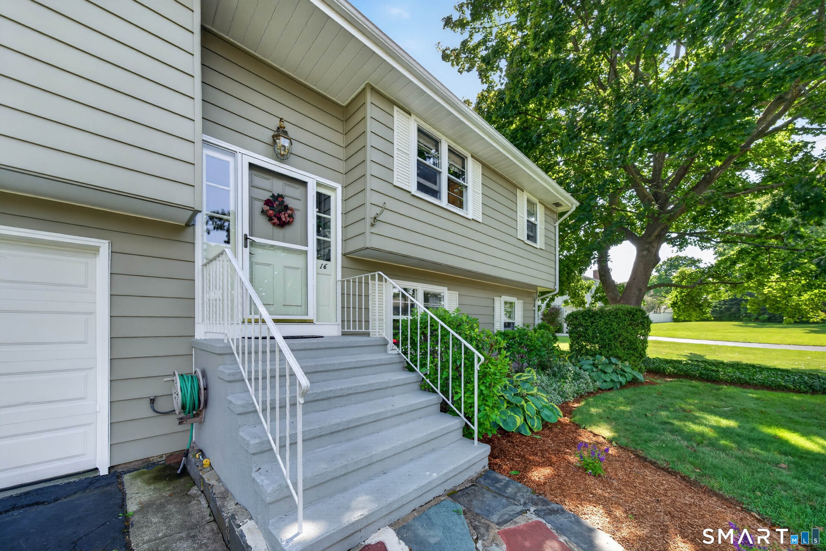16 Driscoll Road