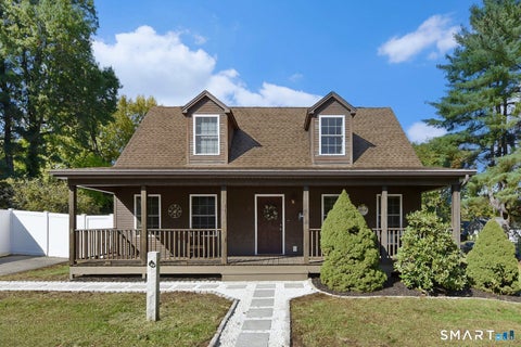 Photo of 33 Longvue Drive, Wethersfield, CT 06109 (MLS # 24215981)