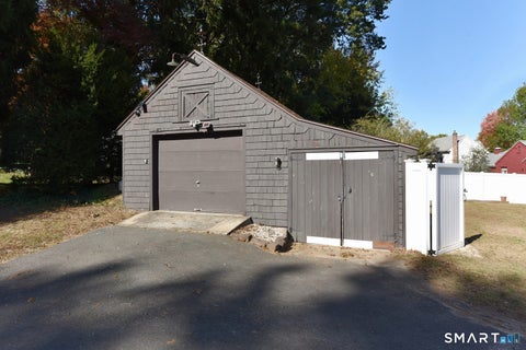 Tiny photo for 33 Longvue Drive, Wethersfield, CT 06109 (MLS # 24215981)