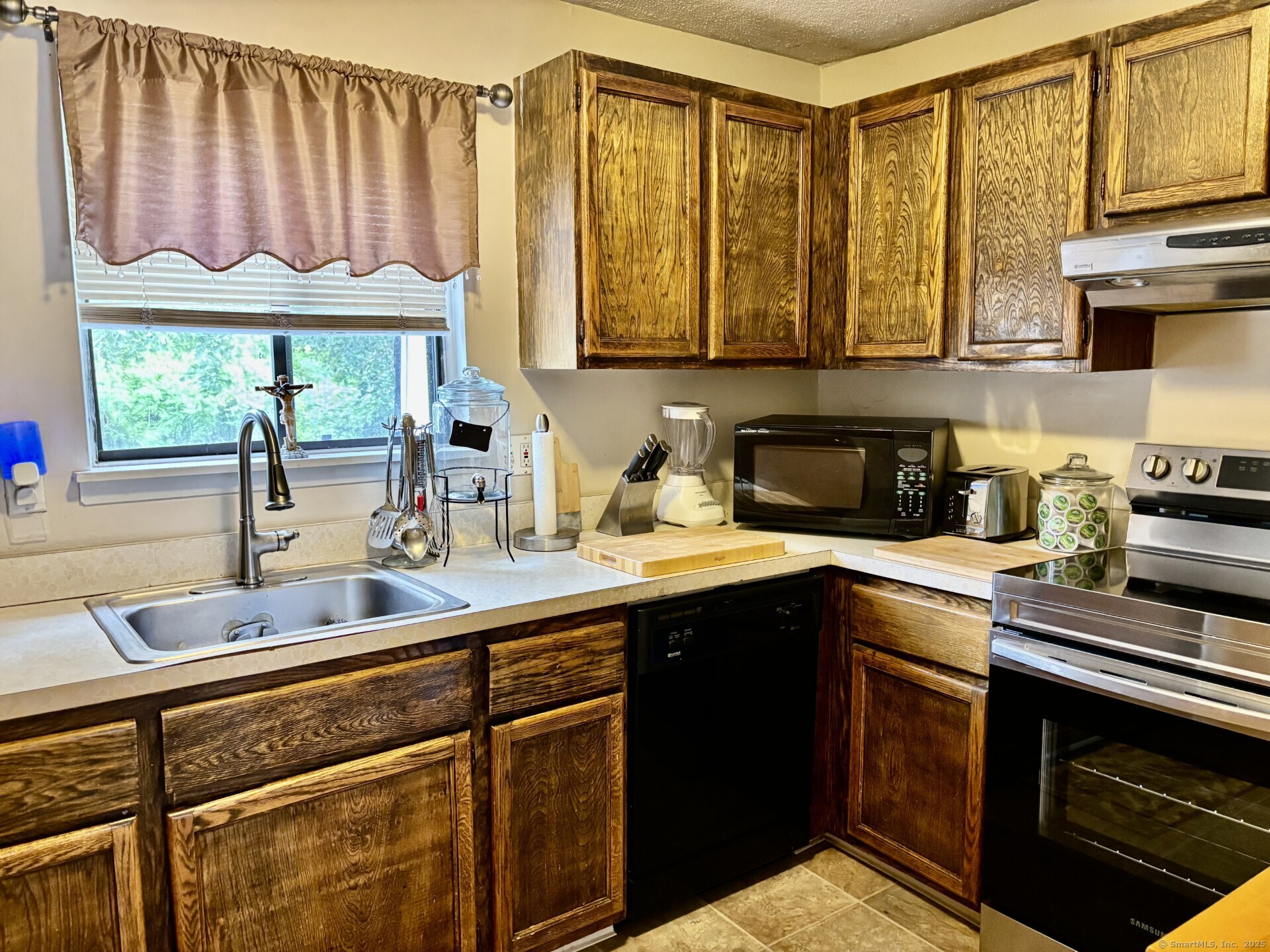 309 High Path Road #309, Windsor, Connecticut image 10