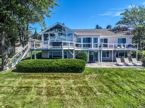 114 North Lake Shore Drive Brookfield CT 06804
